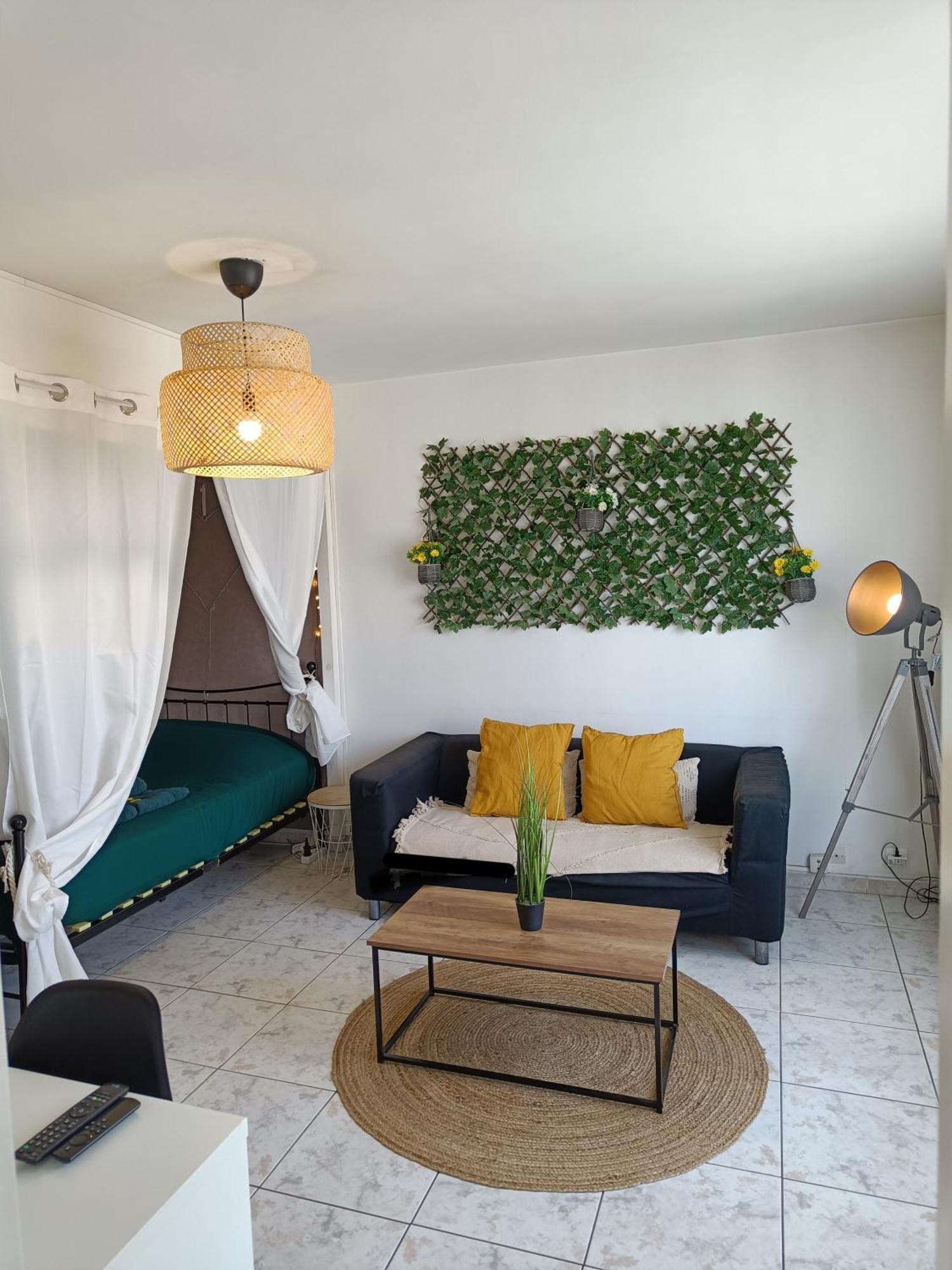 Couturier Lovely Appartement Proche Centre Ville Reims Bagian luar foto